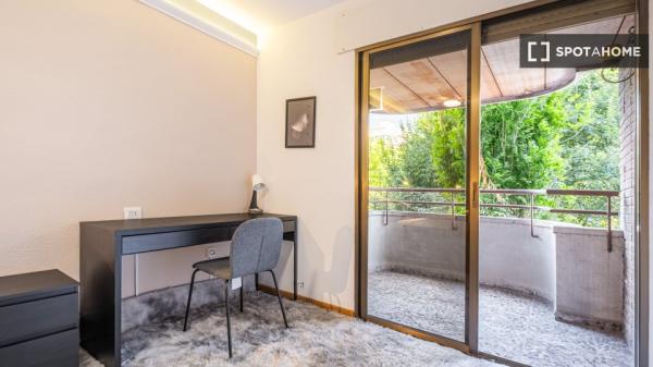 Piso en alquiler en Alicante, 6 habitaciones.