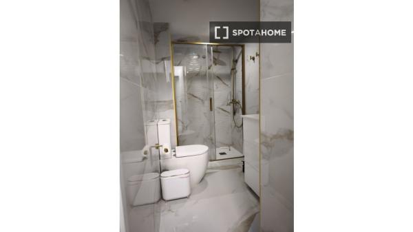 Habitación en piso compartido en Sevilla