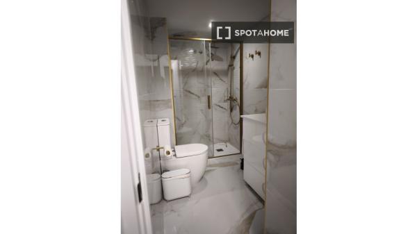 Habitación en piso compartido en Sevilla