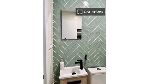 Habitación en piso compartido en Palacio, Madrid