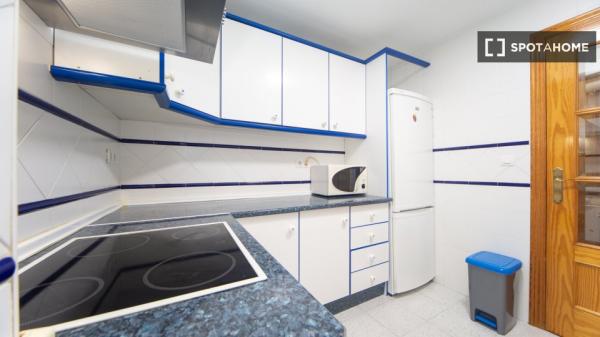 Zimmer in Wohngemeinschaft in Granada