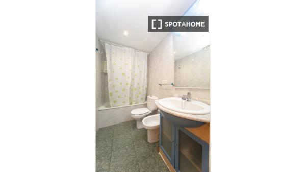 Zimmer in Wohngemeinschaft in Granada