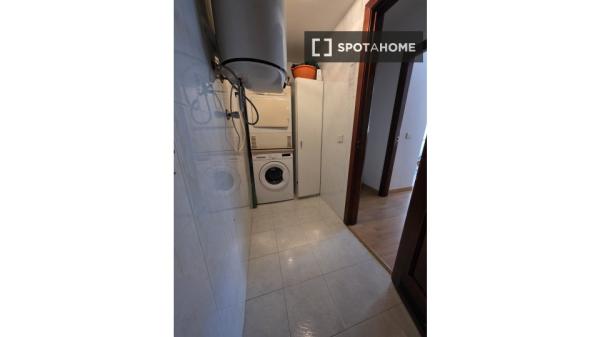 Piso de 2 dormitorios en alquiler en Granadilla de Abona