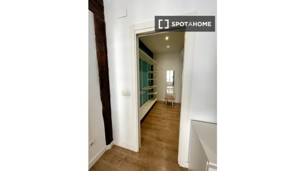 Apartamento de 1 dormitorio en alquiler en San Francisco, Bilbao