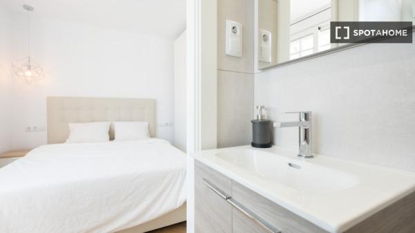 Apartamento de 2 dormitorios en alquiler en La Barceloneta, Barcelona