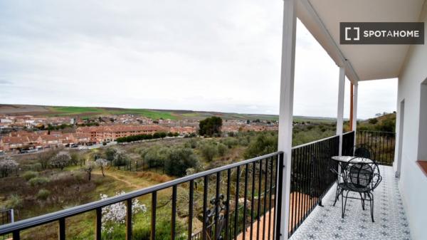 Piso de 3 habitaciones en alquiler en Camarma, Madrid