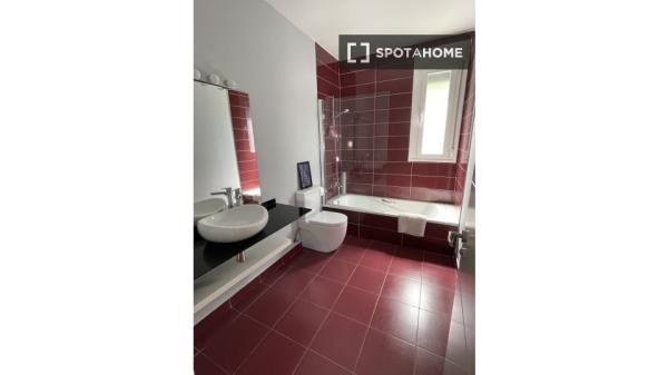 Apartamento de 2 dormitorios en alquiler en Salamanca