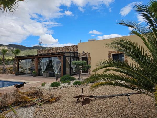 Casa independiente en Diseminado Noveldera, 51 b