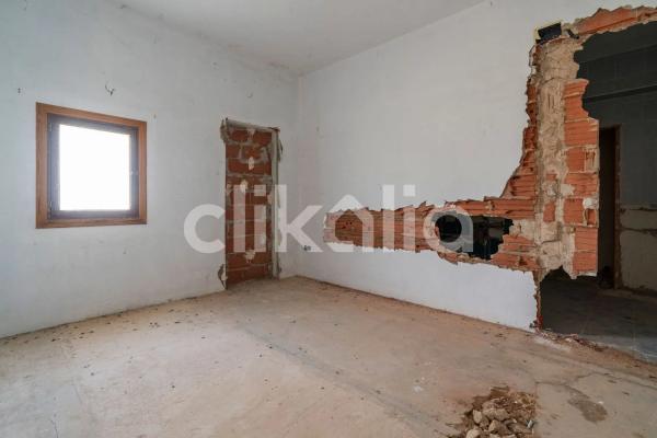 Casa independiente en via Sense Nom