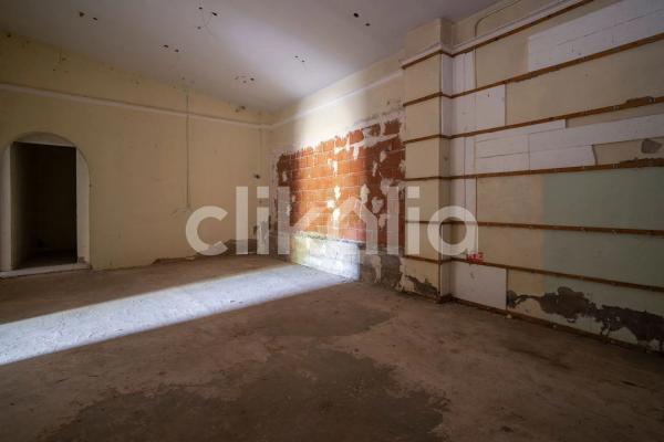 Casa independiente en via Sense Nom