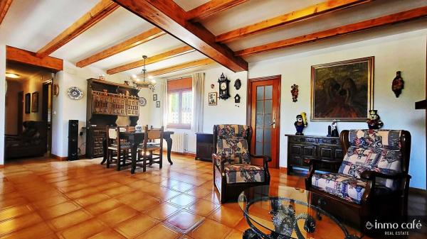 Casa independiente en calle Navarro