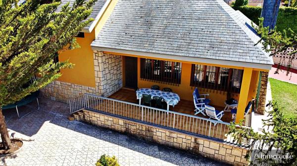 Casa independiente en calle Navarro