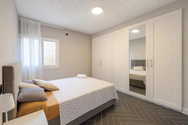 Piso en calle Menéndez Pelayo