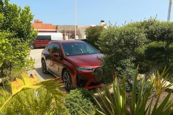 Casa independiente en calle Daya Nueva