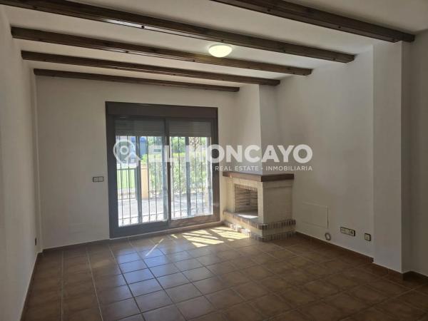 Casa independiente en avenida Antonio Pedrera Soler