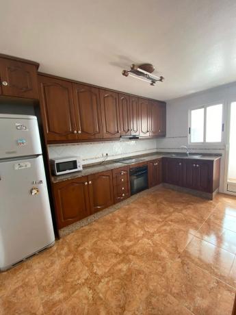 Piso en calle Ramón y Cajal