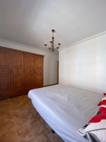 Piso en calle Ramón y Cajal