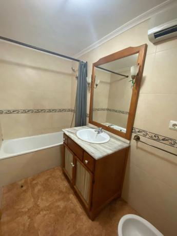 Piso en calle Ramón y Cajal