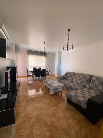 Piso en calle Ramón y Cajal