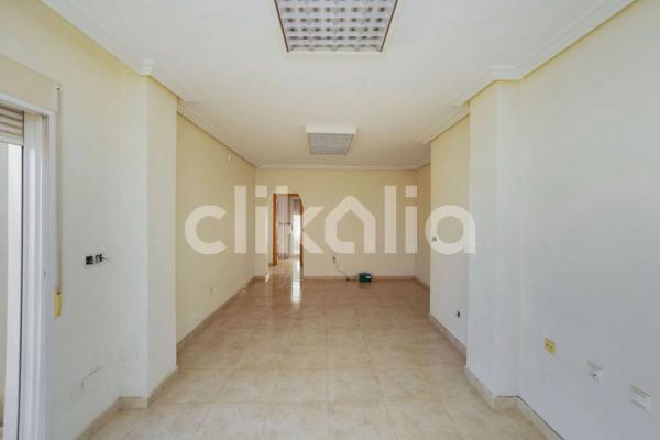 Piso en calle Maestro Bernabé