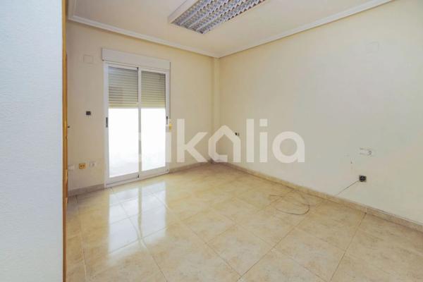 Piso en calle Maestro Bernabé