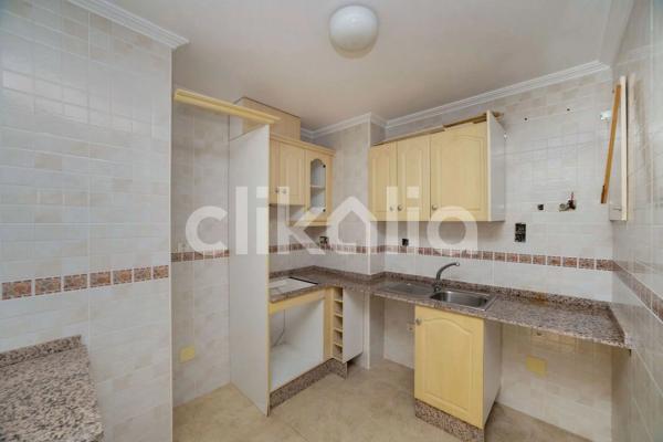 Piso en calle Maestro Bernabé