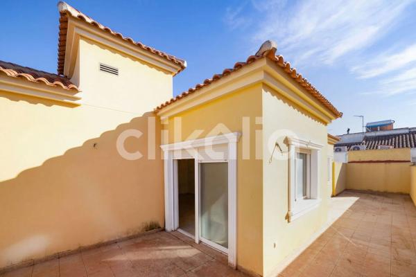 Piso en calle Maestro Bernabé