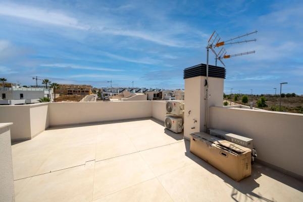 Casa independiente en calle Vicente Aleixandre