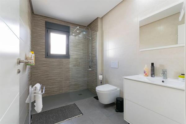 Casa independiente en calle Murillo