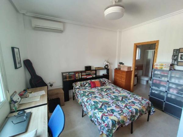 Chalet en calle Holanda