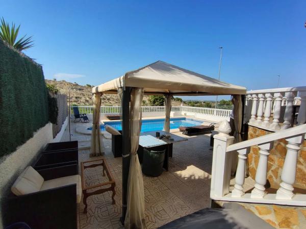 Chalet en calle Holanda