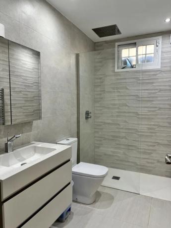 Casa independiente en avenida Antonio Quesada, 24