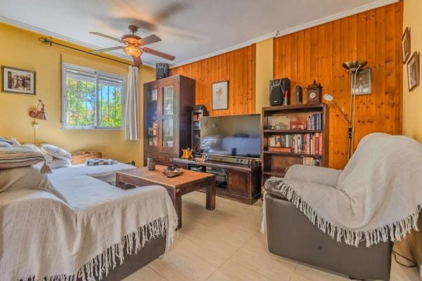 Dúplex en calle Cangas