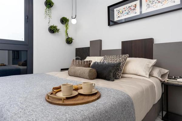 Casa independiente en calle Gerona