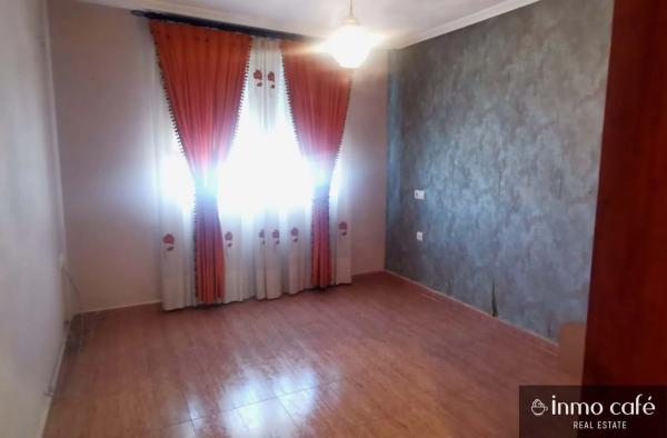 Chalet pareado en calle San Antonio