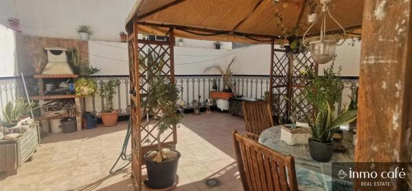 Chalet pareado en calle San Antonio