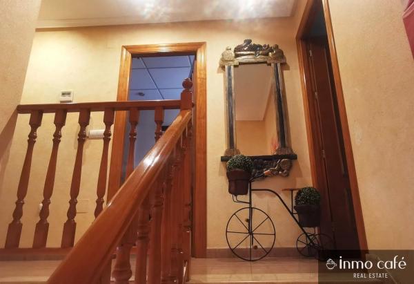 Chalet pareado en calle San Antonio