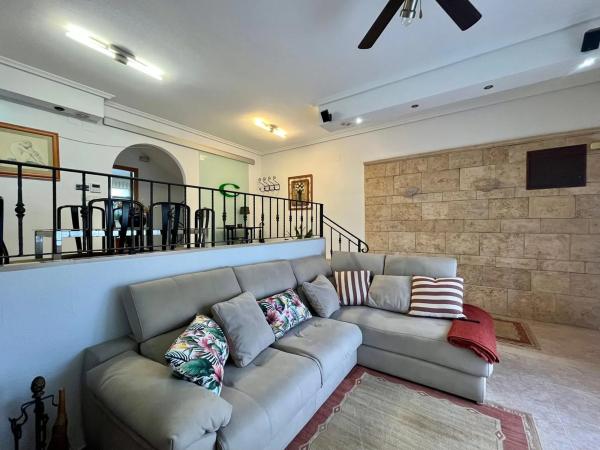 Casa independiente en calle los depositos, 5