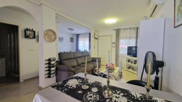 Chalet en Daya Nueva