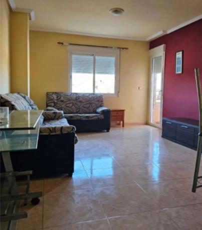 Piso en calle Reverendo Gil Guillén, 82