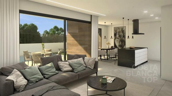 Chalet adosado en calle Unión Musical de Dolores