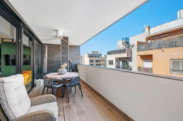 Piso en calle Pedro García Roca, 1