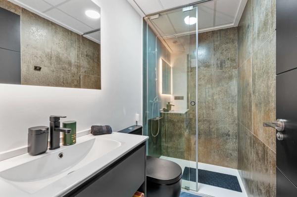 Piso en calle Pedro García Roca, 1