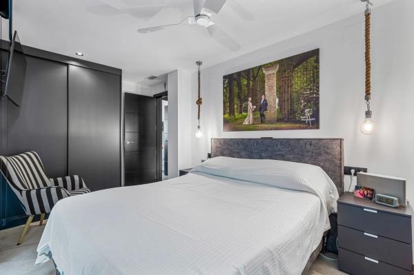 Piso en calle Pedro García Roca, 1