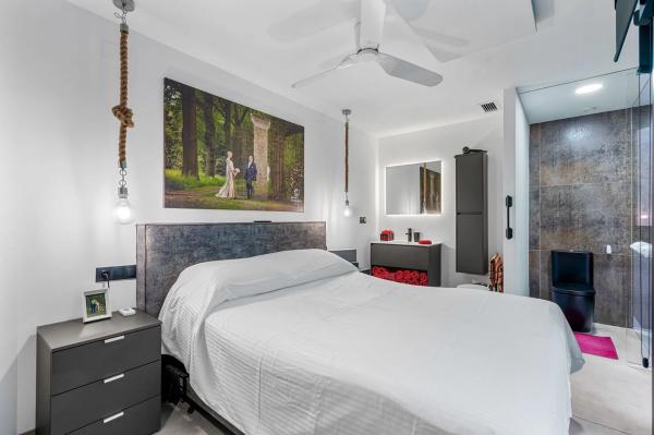 Piso en calle Pedro García Roca, 1