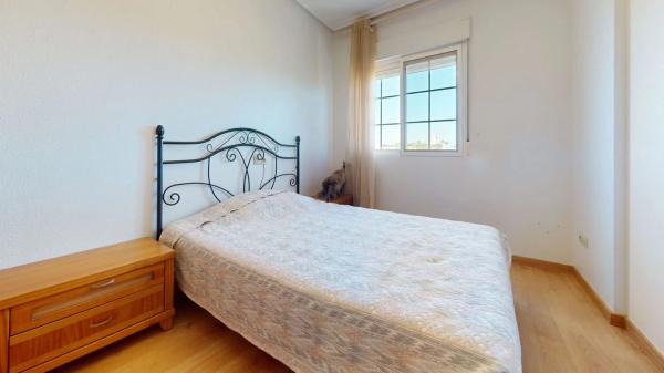 Piso en avenida Comunidad Valenciana, 2