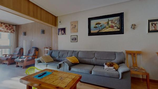 Piso en avenida Comunidad Valenciana, 2