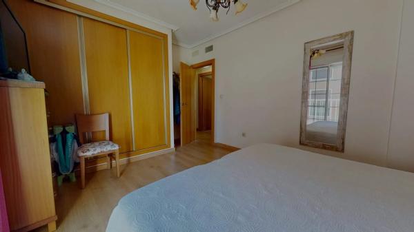 Piso en avenida Comunidad Valenciana, 2