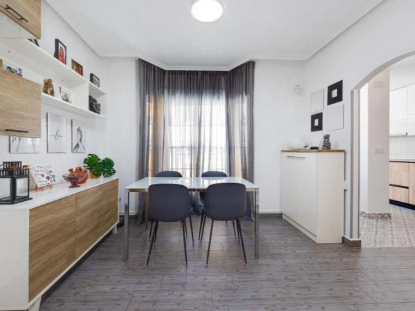 Chalet adosado en avenida l'Herba Bona, 69