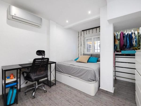 Chalet adosado en avenida l'Herba Bona, 69